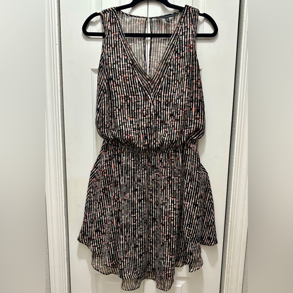 White‎ House Black Market Multicolor Patterned Dress